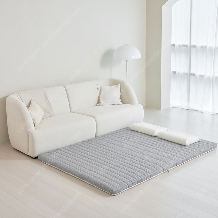 탄탄하게 받쳐주는 허리에좋은 토퍼 접는 바닥 매트리스 단단한 1인용 손님용 수면매트 접이식 원룸 침대 손님용 매트릭... 이미지