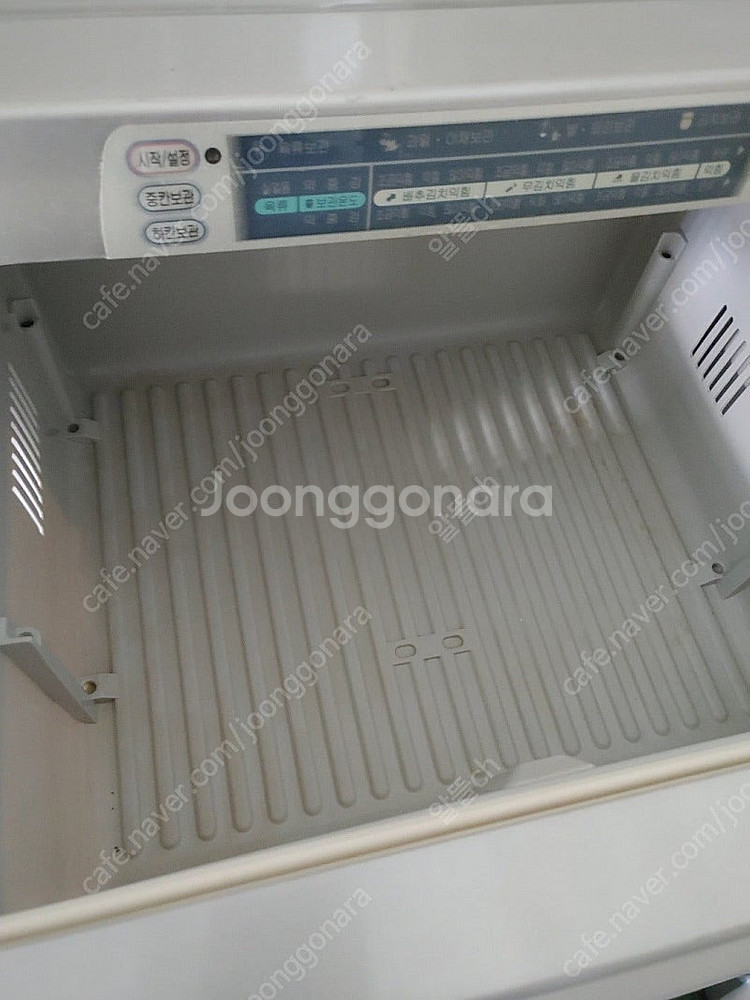 [무료배송설치22] 중고김치냉장고 3단서랍식--1