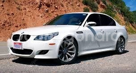E60 M5 범퍼(앞) 삽니다.--0