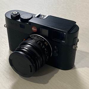 LEICA 라이카 M9 (센서 교체) & SUMMICRON-M 50mm 판매합니다.