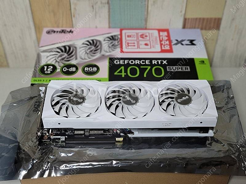 이엠텍 RTX 4070 SUPER 단순개봉 미사용--2