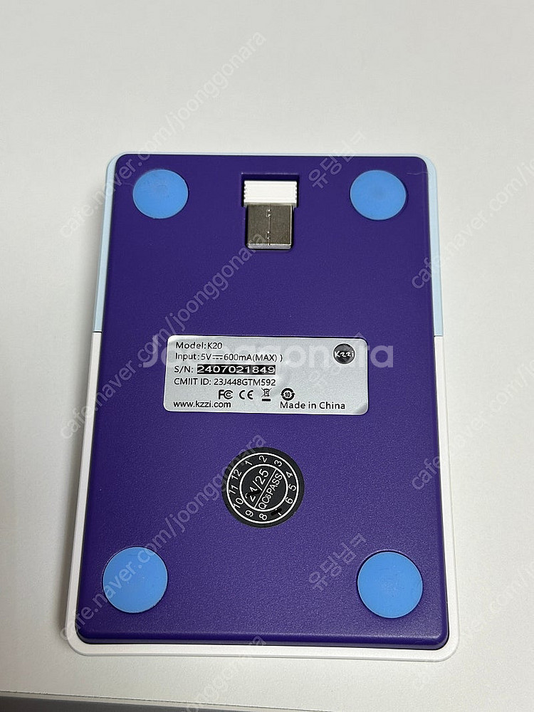 키감이 너무 좋은 kzzi k20 넘버패드(블루투스+U...--1