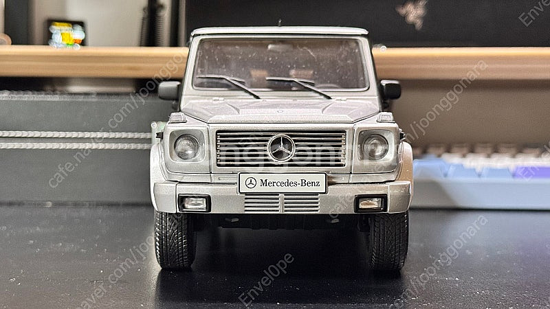 1:18 오토아트 G500 구형 (하체부분 하자)--0