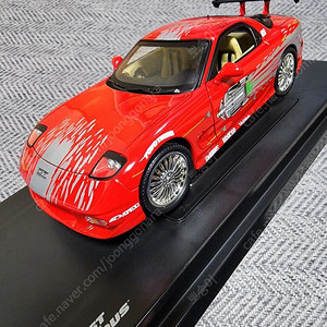 ERTL [ 1:18 스케일 ] 분노의 질주 1993 마쯔다 RX-7 베일사이드 전시품 ( 우체국 택포 ) 판매 합니다.
