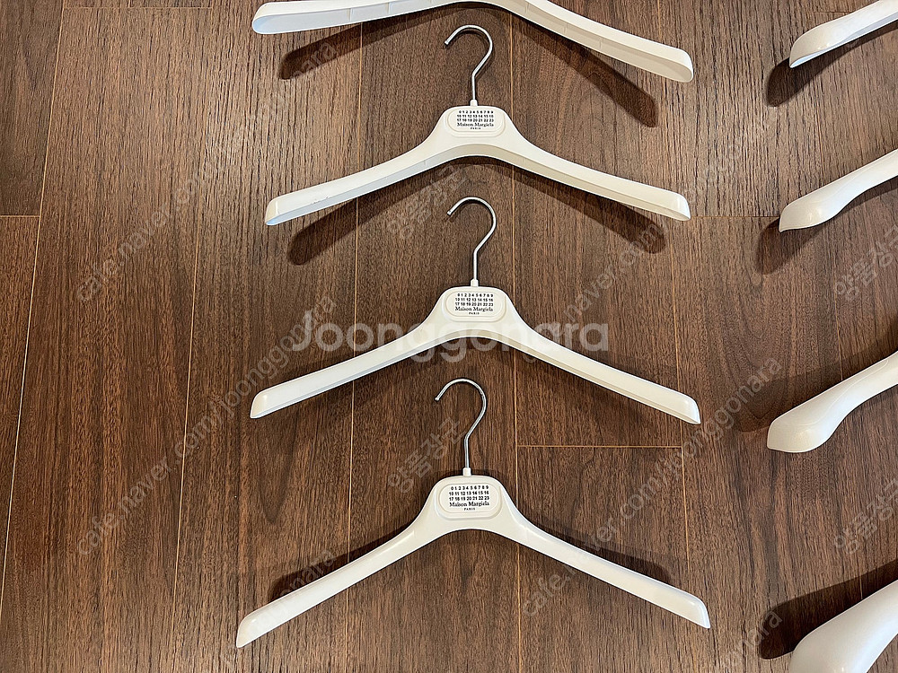 [정품] 메종마르지엘라 옷걸이 두 가지 사이즈 일괄 판...--2