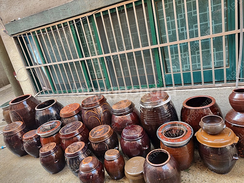 이사로 인해서 항아리,단지 ,장독,장독대 인테리어 소품 팔아요--0