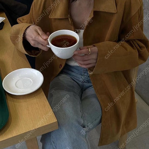 런던플랏 브라우니 스웨이드 자켓 머스타드 1회 착(외부결제 유도 차단)