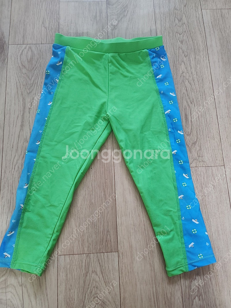 배럴 키즈 래시가드 상의 L사이즈 6-7세--7