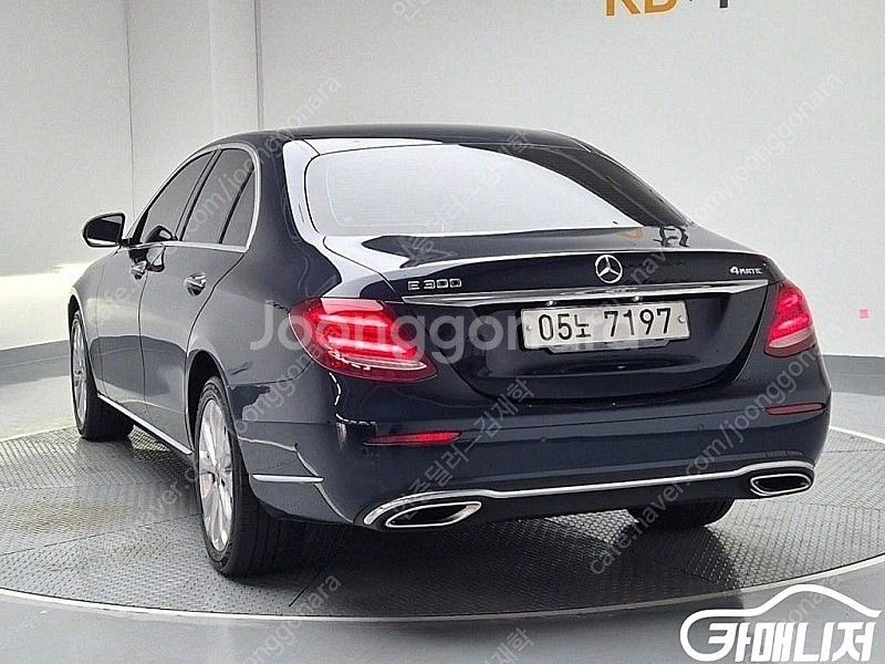 [벤츠]E-클래스 W213 E300 4MATIC 익스클...--3