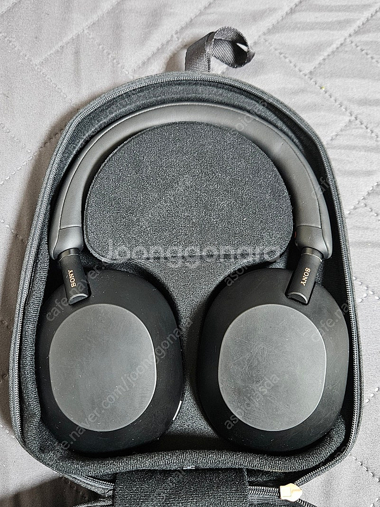 소니 WH-1000XM5 헤드폰 헤드셋 팝니다.--0