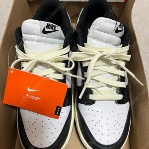 나이키 덩크로우 260사이즈 NIKE DUNK LOW PRM