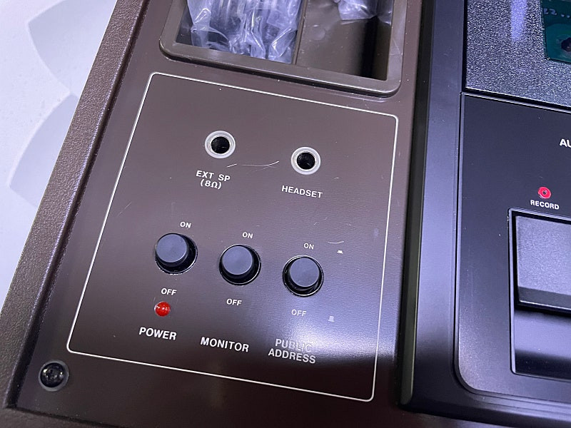 리얼 빈티지카세트///샤프전자[SHARP]1970‘S~~~(S급)여행가방형 카세트플레이어^^--9