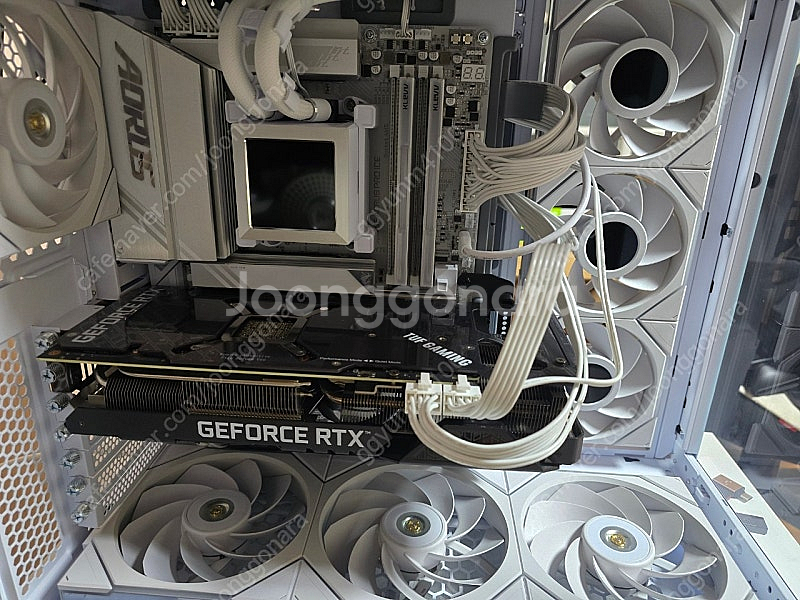 아수스 rtx 3080 tuf oc 10gb 팔아요--0