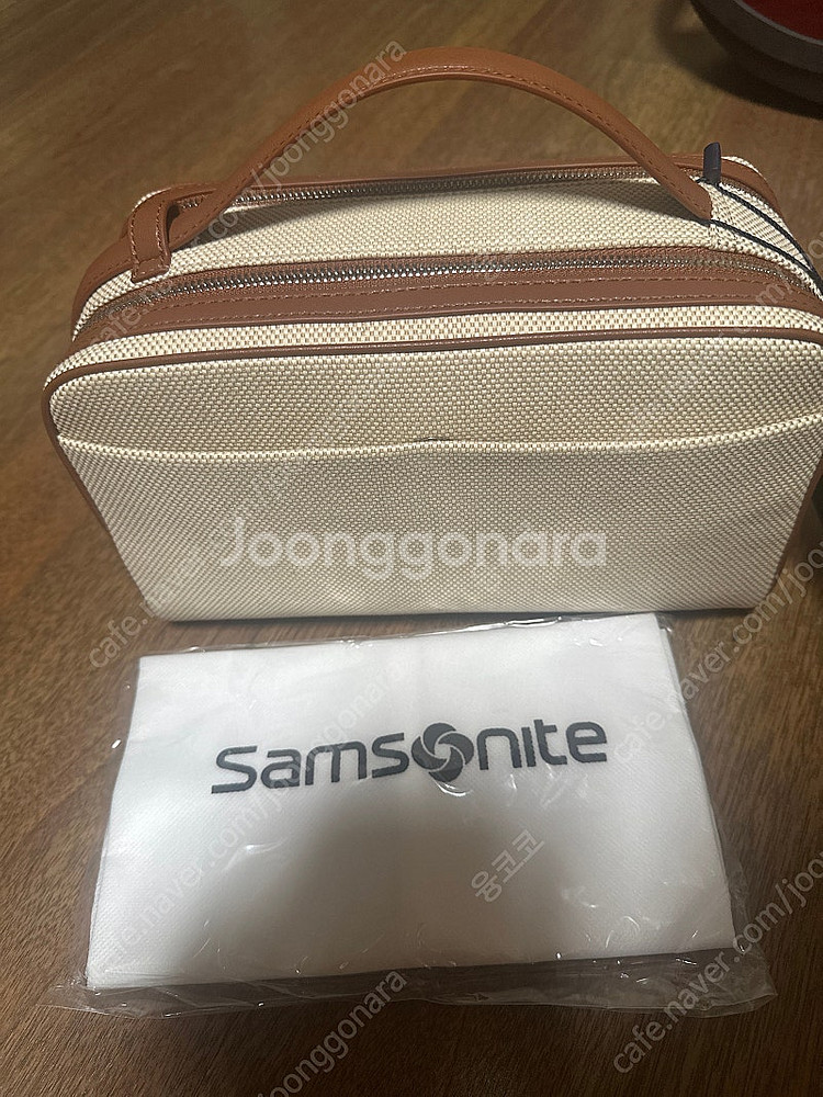 쎔쏘나이트 타니 파우치 새것 택배시 3,000추가--3