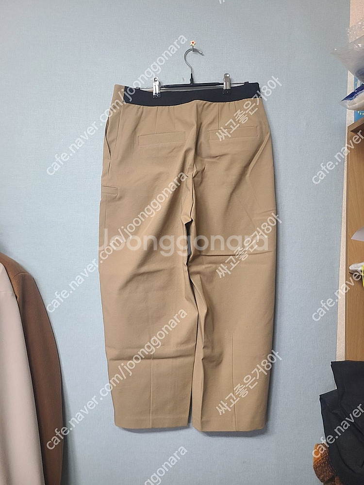 새상품 22FW 래트바이티 언밸런스 포켓 팬츠66사이즈 반값수준에 판매합니다--3