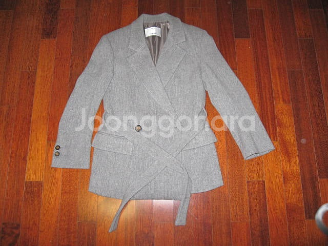 버버리 마인 오브제 타임 레니본 모조에스핀 산드로 자켓 가디건 니트탑 데님 스컷 새옷수준 다수--4