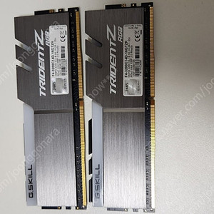 G.SKILL DDR4-3200 CL14 TRIDENT Z RGB 8gb x2 16gb 팝니다