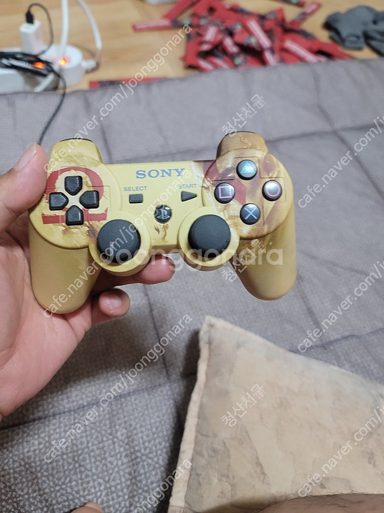 ps3 갓오브워 어센션 한정판 듀얼쇼크3 판매 합니다--0