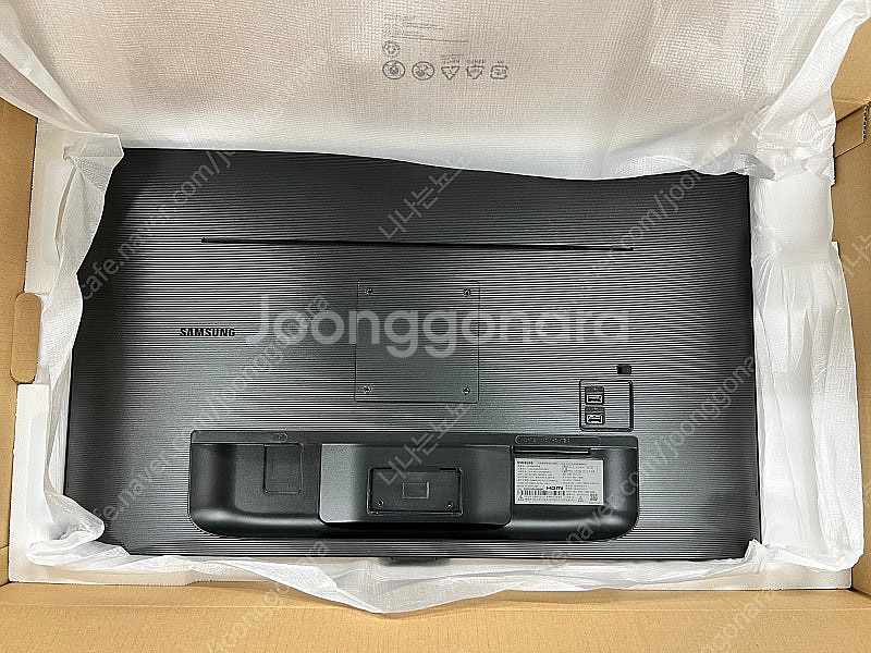 삼성 스마트모니터 M5 32인치 블랙 21만--2