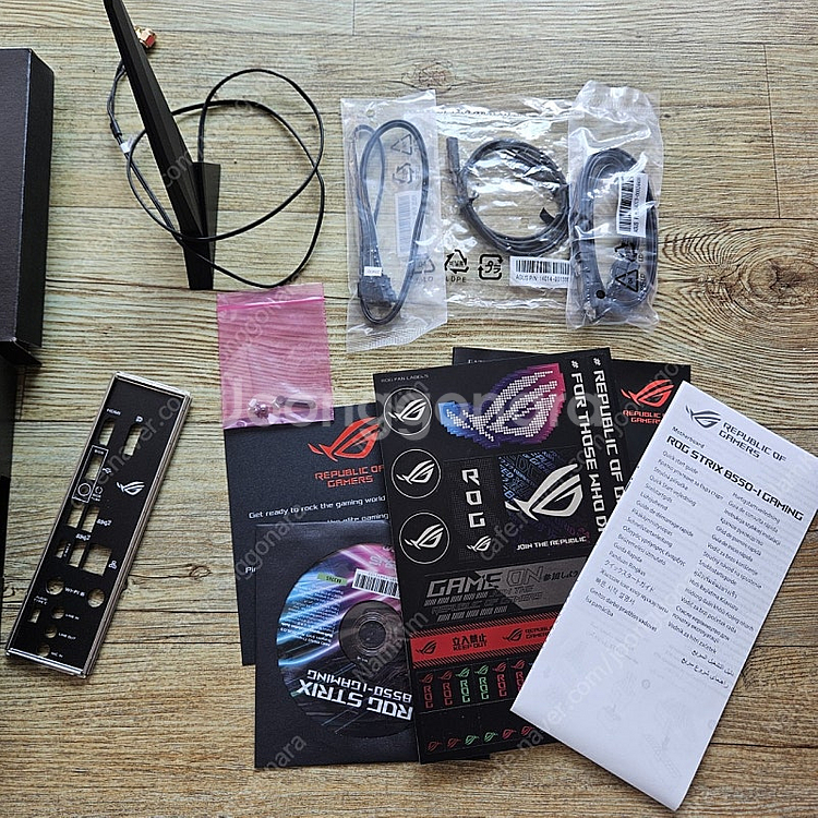 asus b550i rog strix 메인보드--1