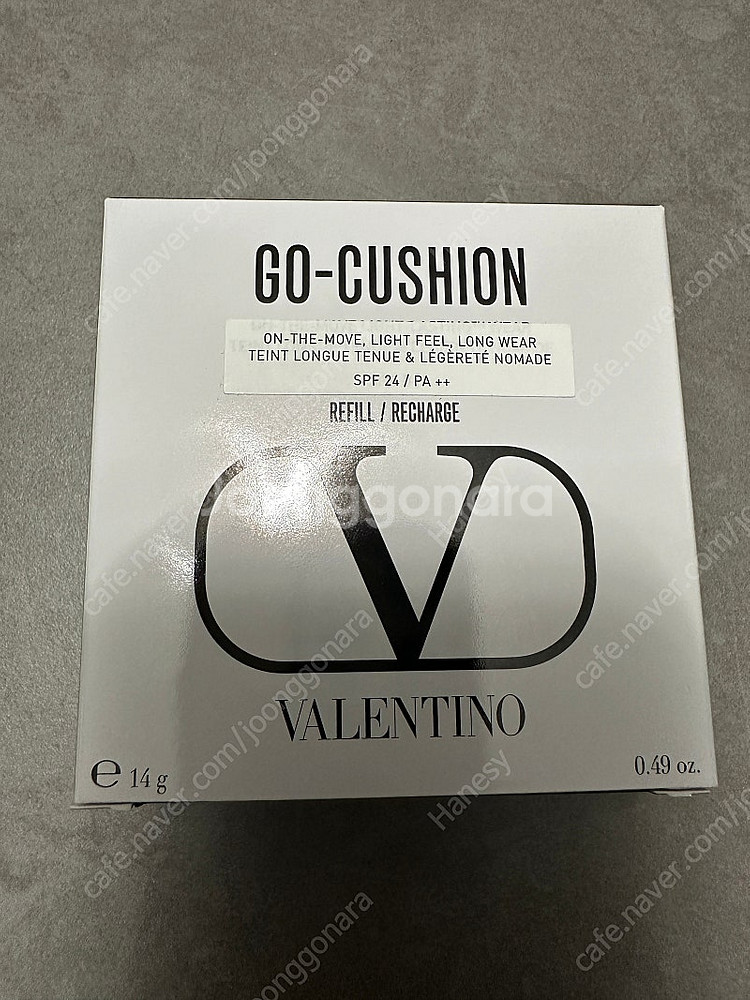 발렌티노 쿠션 리필 새제품--0