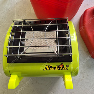 나비아 sgh-100 팝니다!택포4만원, 새것같은 중고입니다!)실사 사진그대로 ^^ *사진참조! 작동굿!