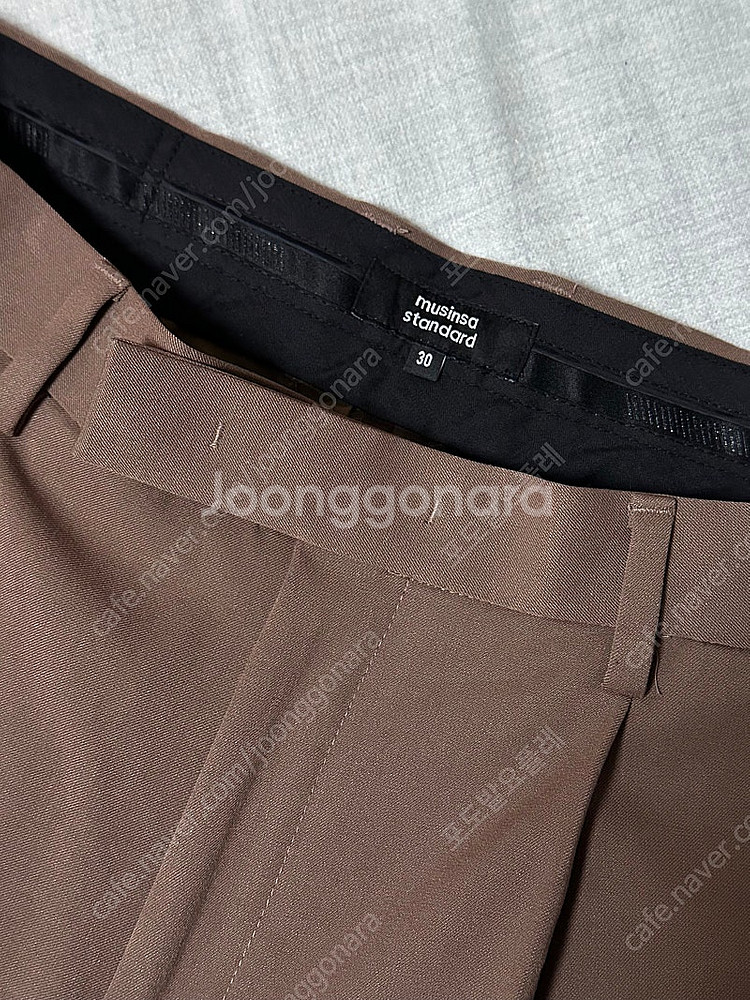 무탠다드, 와이드 히든 밴딩 슬랙스, 라이트 브라운, 30사이즈--2