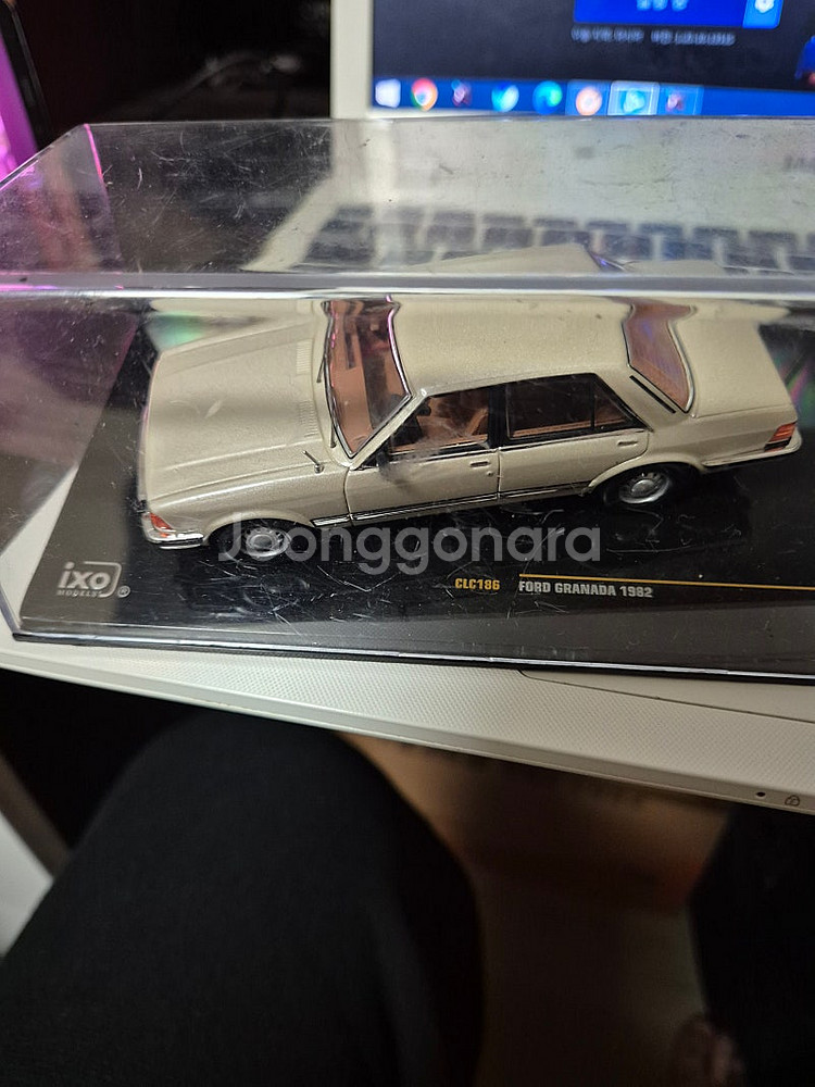 포드 그라나다 모형 자동차--3