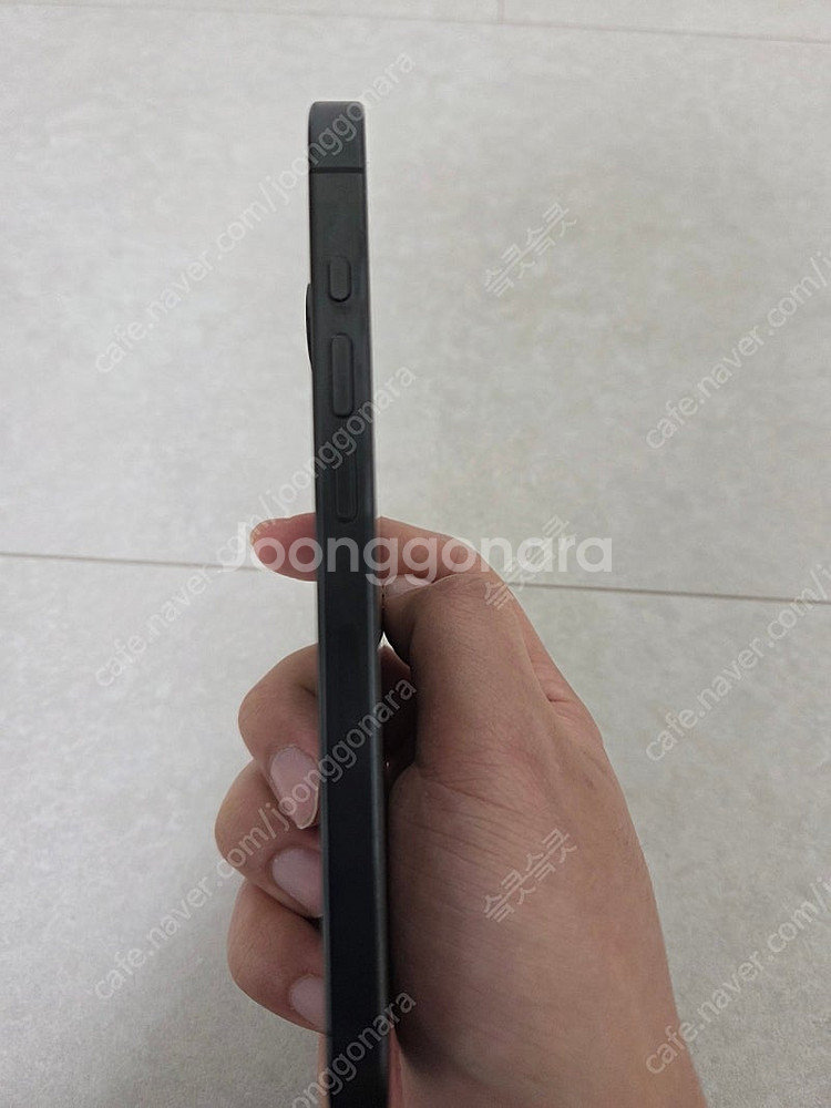 아이폰 15프로 128기가 블랙티타늄 팝니다--4