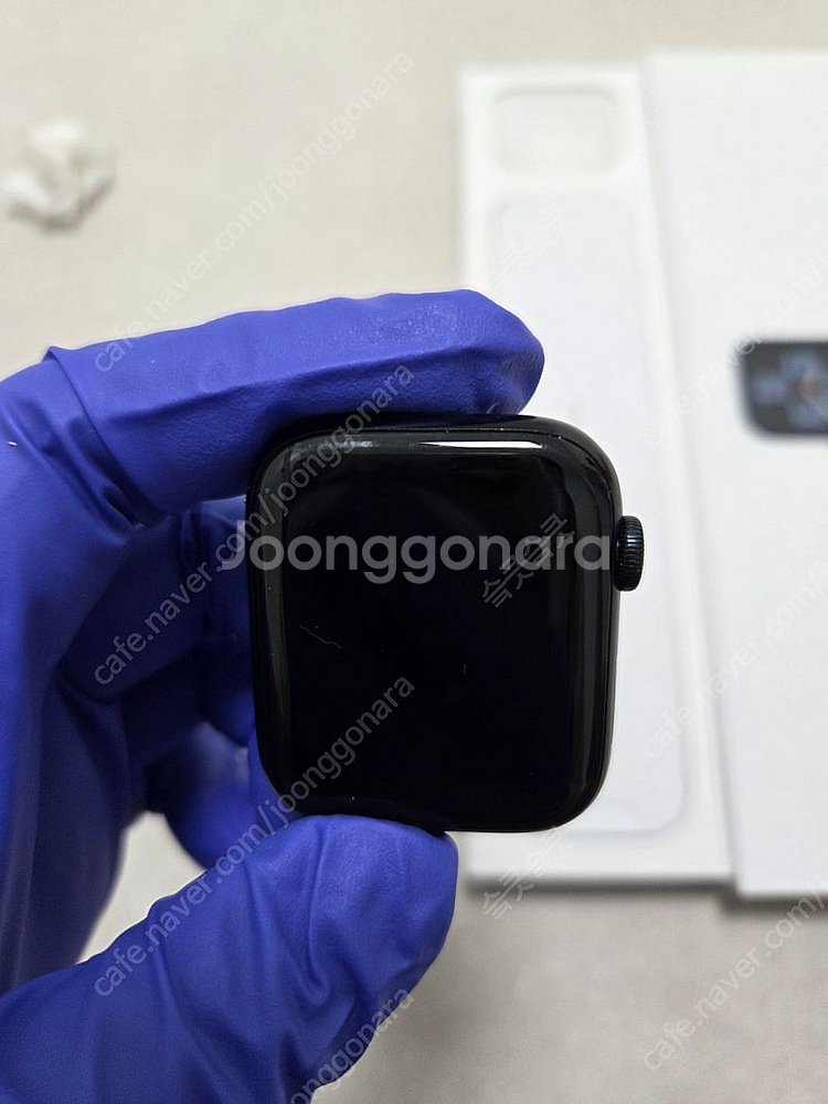 애플워치 SE 44mm GPS 판매합니다--1