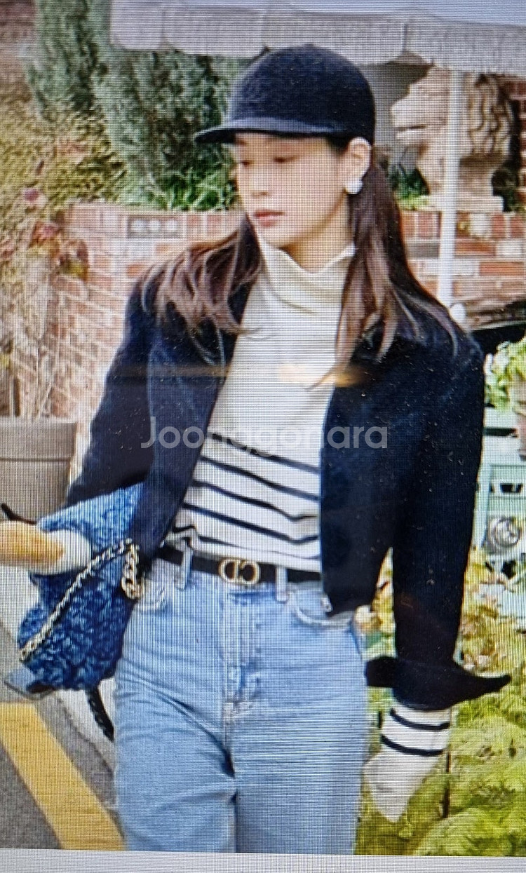 (상태좋음) 기은세 애드투 터틀넥--0