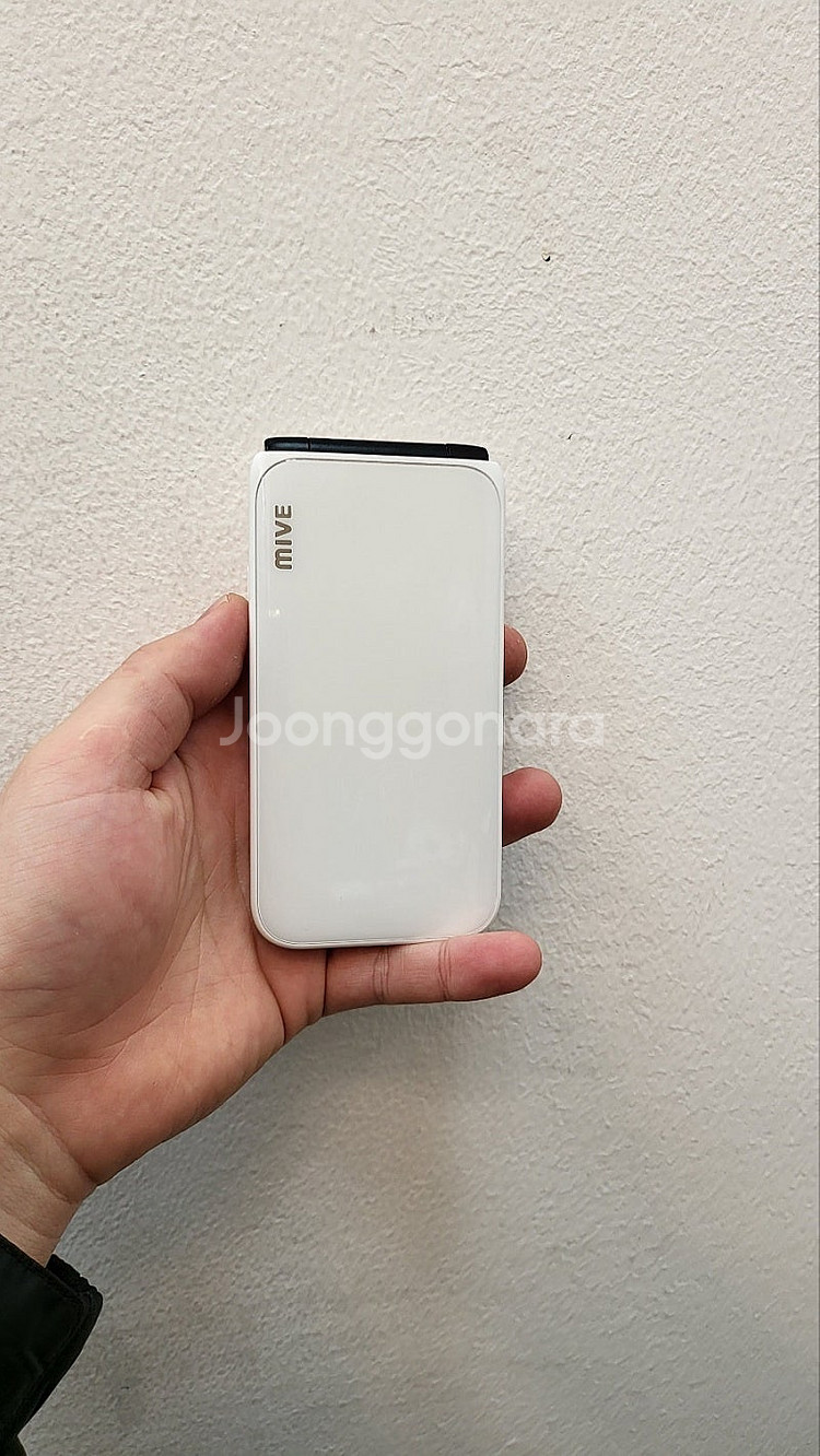 ALT스타일폴더 32GB 화이트 무잔상 상태좋은 중고9...--1