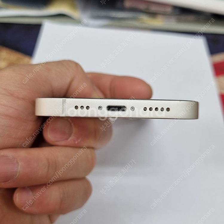 016561 아이폰13 128 화이트 중고폰 42만 배...--3