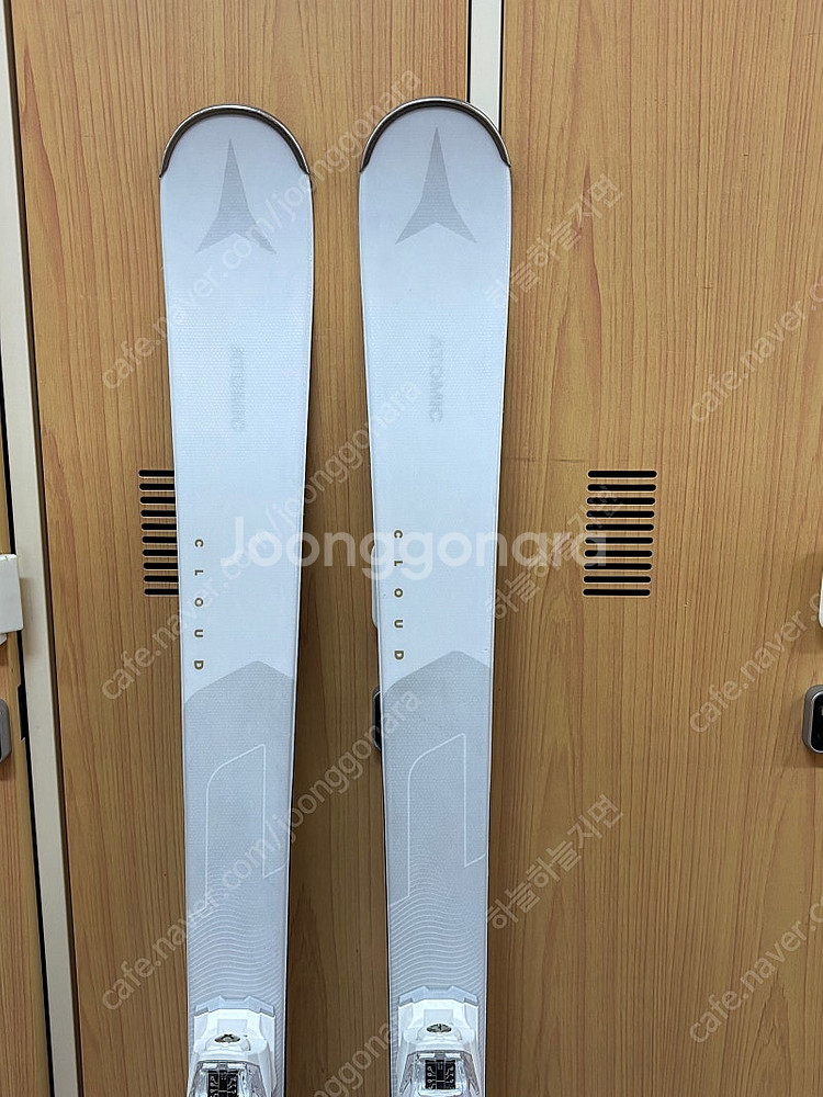아토믹 여성 스키 2425 cloud c7 10회 미만...--2