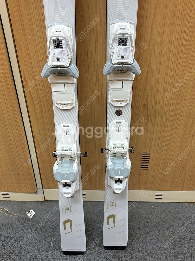 아토믹 여성 스키 2425 cloud c7 10회 미만...--3