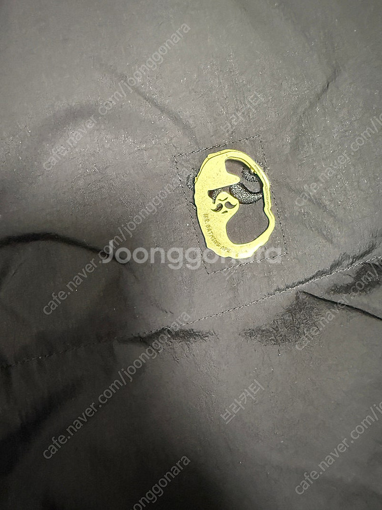 베이프 띵스 패딩조끼 팝니다(여행시 구매)--2