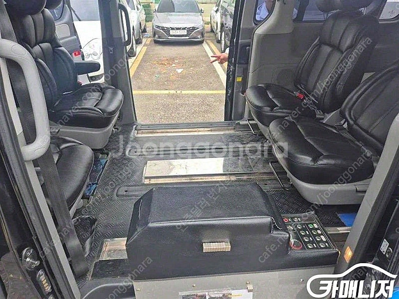 [현대]그랜드 스타렉스 캠핑카 2WD 중고차 판매합니다--6