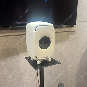 genelec 8331 화이트 1통