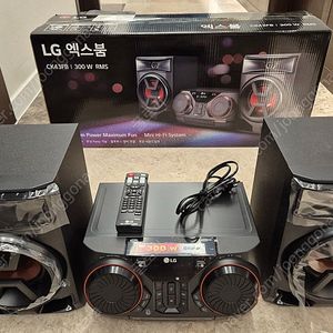 [단순개봉] LG전자 블루투스 CD 300W 오디오 XBOOM CK43FB 판매