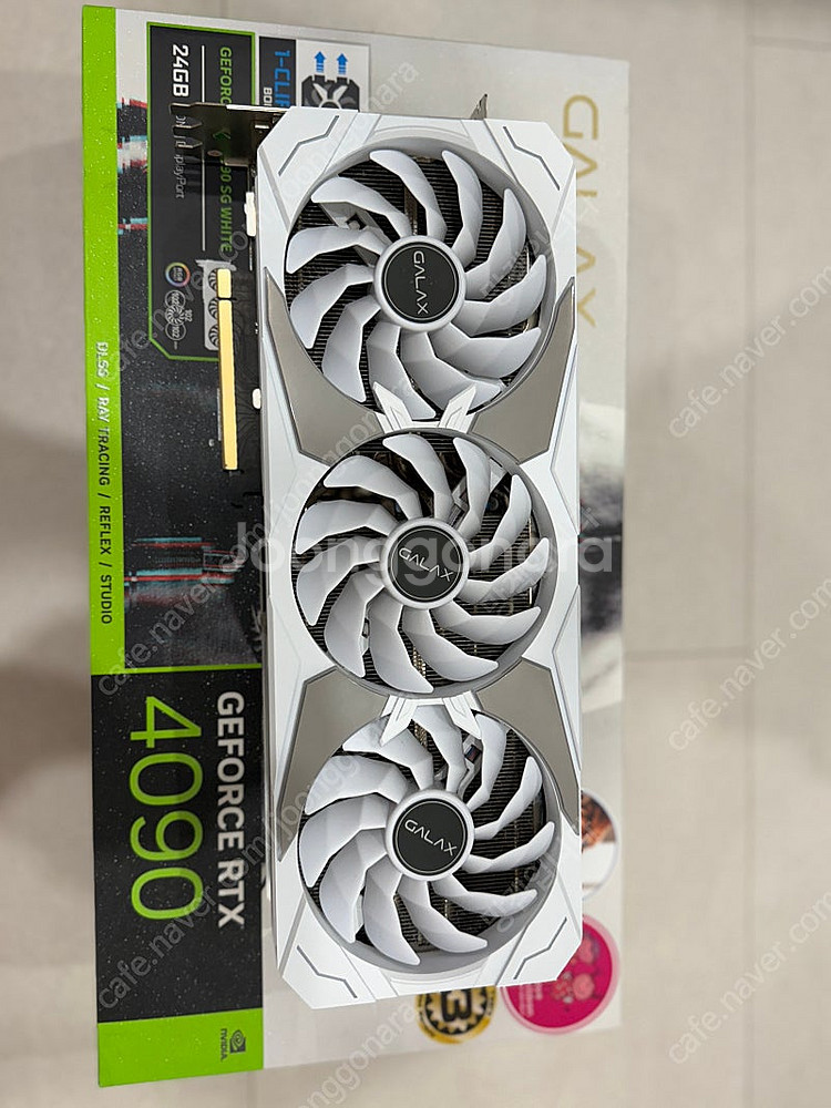RTX 4090 SG white 팔아요--0