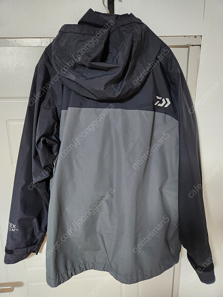 다이와 DR-1922 고어텍스 상하 낚시복 셋트 팝니다.--1