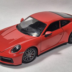 웰리 포르쉐911 Carrera 4S 1:24 다이캐스트