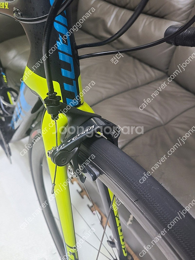 자이언트 tcr sl 52(s) 기함 림브 완차팝니다.--3