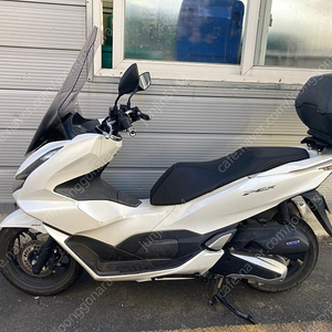 혼다 PCX125 22년식 12,6xx km (출,퇴근용으로 사용함) 경북, 포항