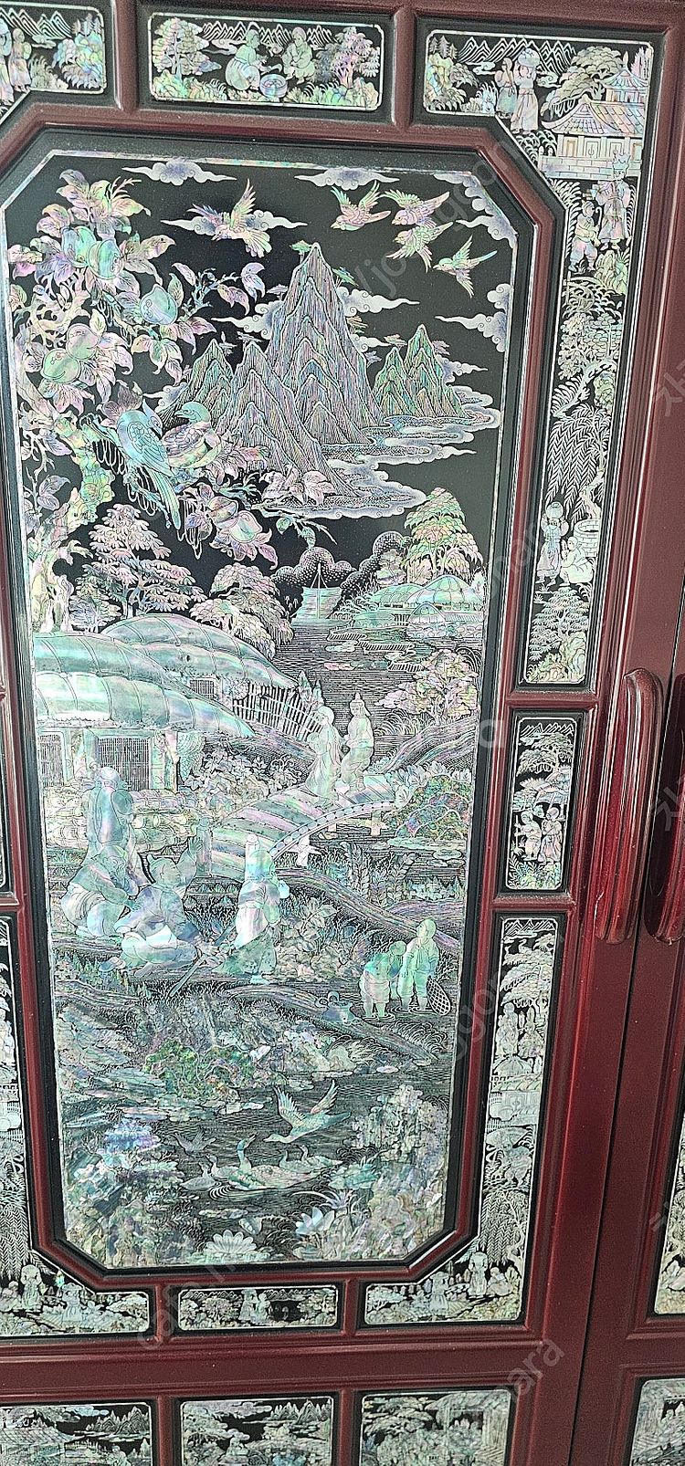 최고급 자개장 풀셋입니다.옷장 이불장 화장대.문갑 거실...--8