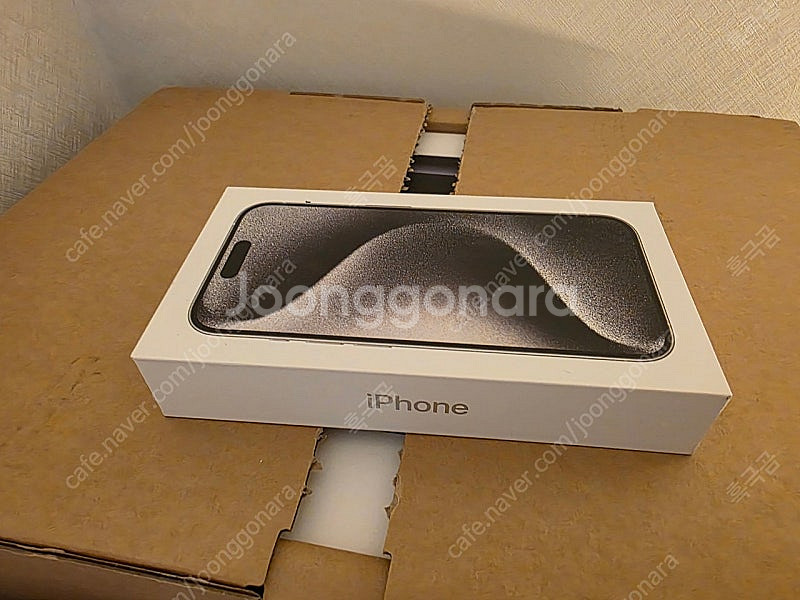 아이폰 15 프로 화이트 128gb (배터리 100)--0