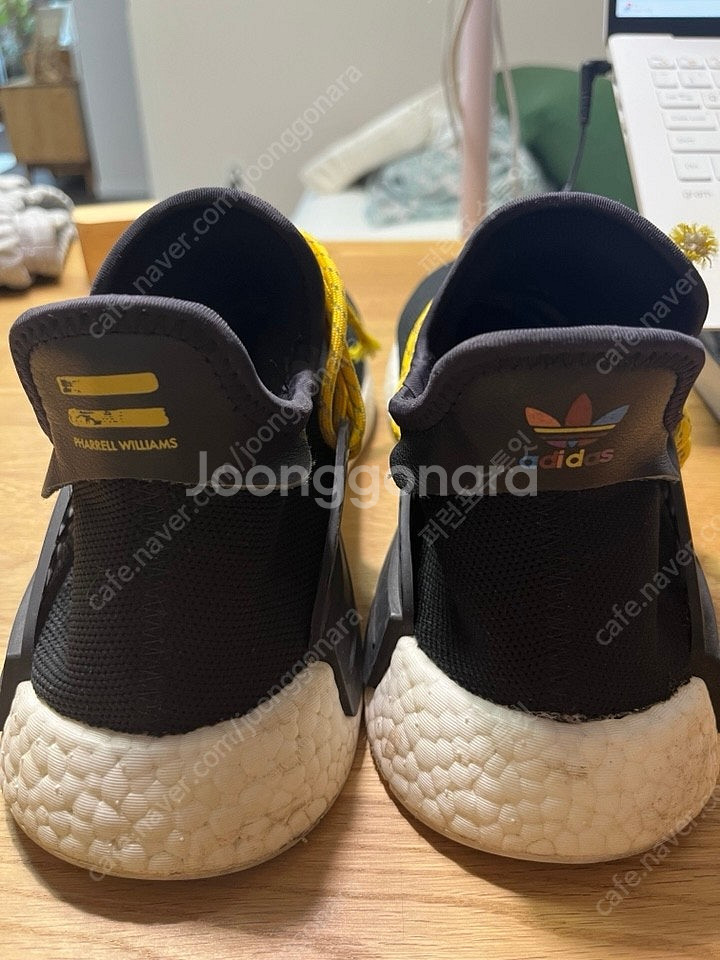 아디다스 x 퍼렐 윌리엄스 Hu NMD 휴먼 스피시즈 ...--0