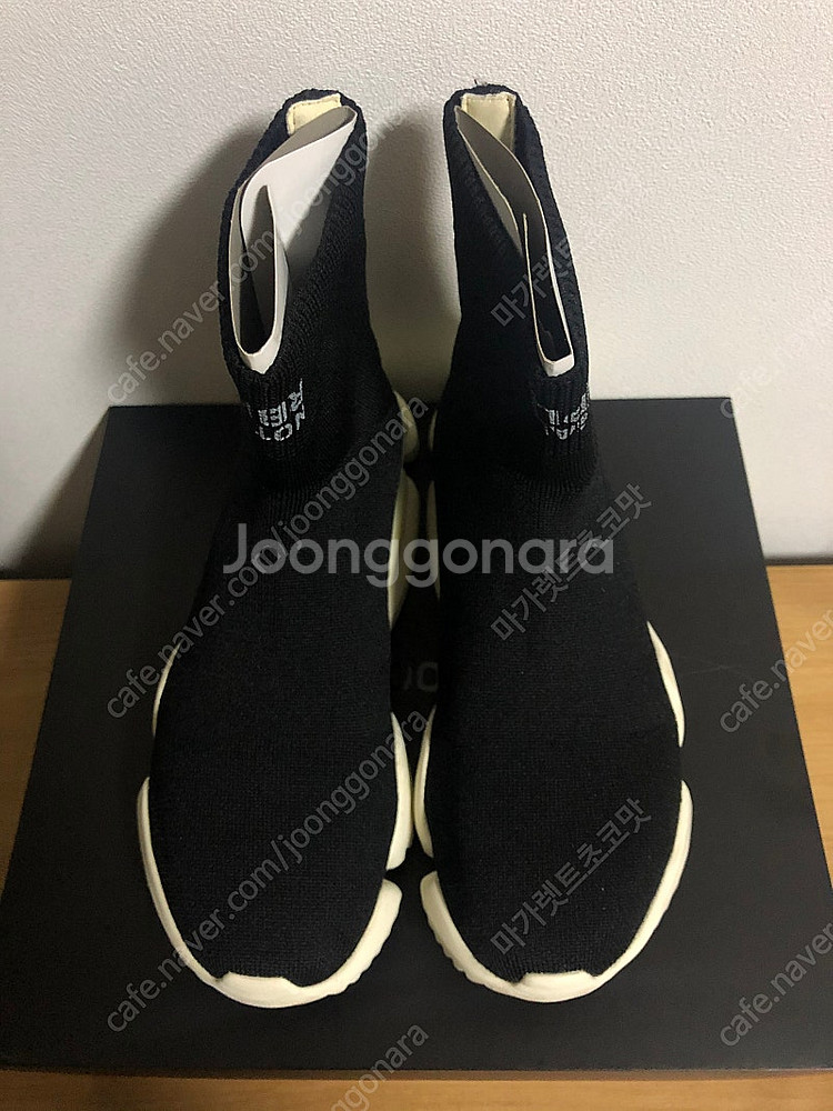 리복 삭스러너 260--0
