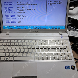 삼성노트북NT300V5A-A45E팝니다 키보드고장