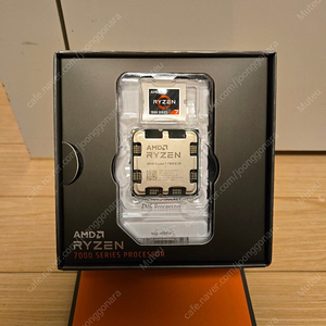 AMD Ryzen 7 7800X3D 판매합니다